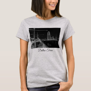 T-Shirt Dallas Soirée De Marche En Niveaux De Gris