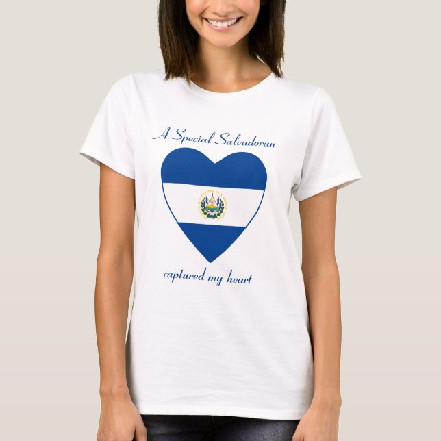 T-shirt d'amoureux de drapeau du Salvador (Devant)