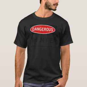 T-shirt DANGEREUX LORSQUE WET à manches courtes graphique