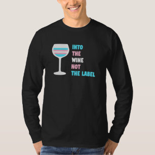 T-shirt Dans le vin pas la fierté transgenre trans Étiquet