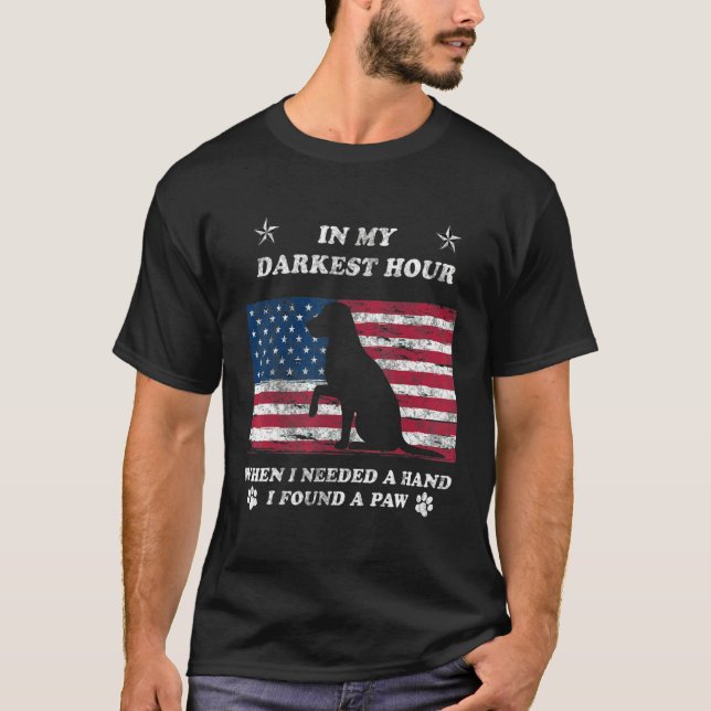 T-shirt Dans Mon Heure La Plus Sombre Quand J'Avais Besoin (Devant)