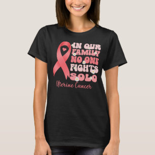 T-shirt dans notre famille personne ne combat le cancer de