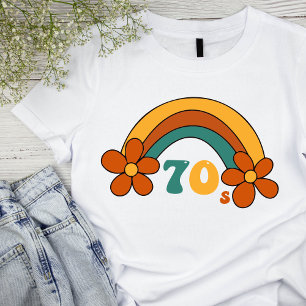 T-shirt de base de la femme arc-en-ciel rétro des