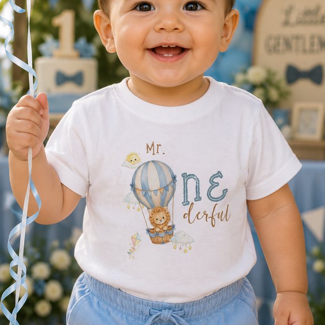 T-Shirt de bébé garçon pour le premier anniversair (Créateur téléchargé)