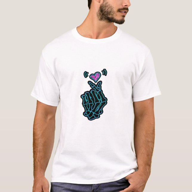 T-shirt De Belles Mains De Squelette Avec Un Signal Coeur  (Devant)