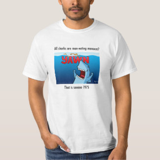 T-shirt de blanc de BÂILLEMENT de Shaaark