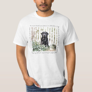 T-shirt de chien de jardin