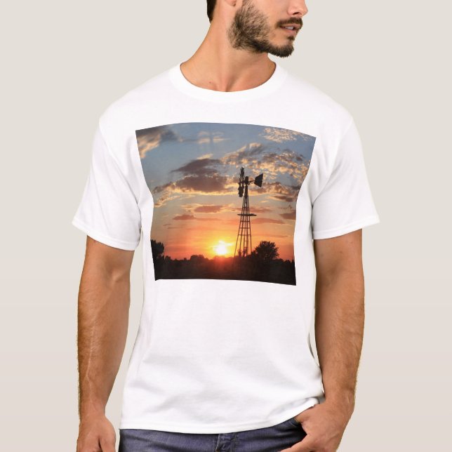 T-shirt de coucher du soleil de moulin à vent de (Devant)