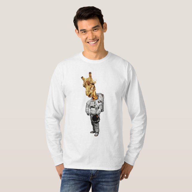 T-shirt de douille de girafe de l'espace long (Devant entier)