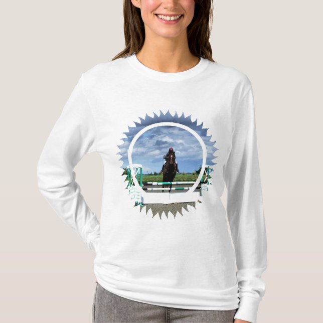 T-shirt de douille de pullover de cheval long (Devant)