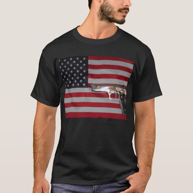 T-shirt de drapeau américain et d'arme à feu (Devant)