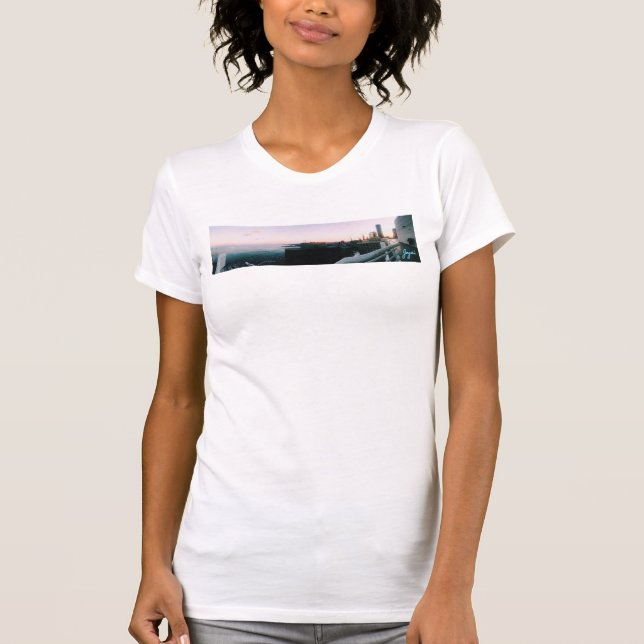 T-shirt de graphique de paysage de Chicago (Devant)