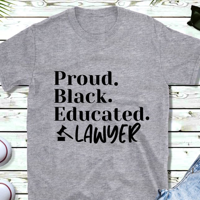 T-shirt de l'avocate noire Fière (Créateur téléchargé)