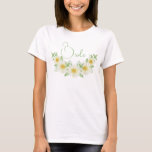 T-Shirt de mariage floral Mariée Daisies<br><div class="desc">Joli t-shirt de mariage floral « Mariée » avec des pâquerettes. Tellement mignon. Parfait pour tous vos événements de mariage avant et après le grand jour.</div>