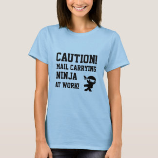 T-shirt de Ninja de transporteur de courrier