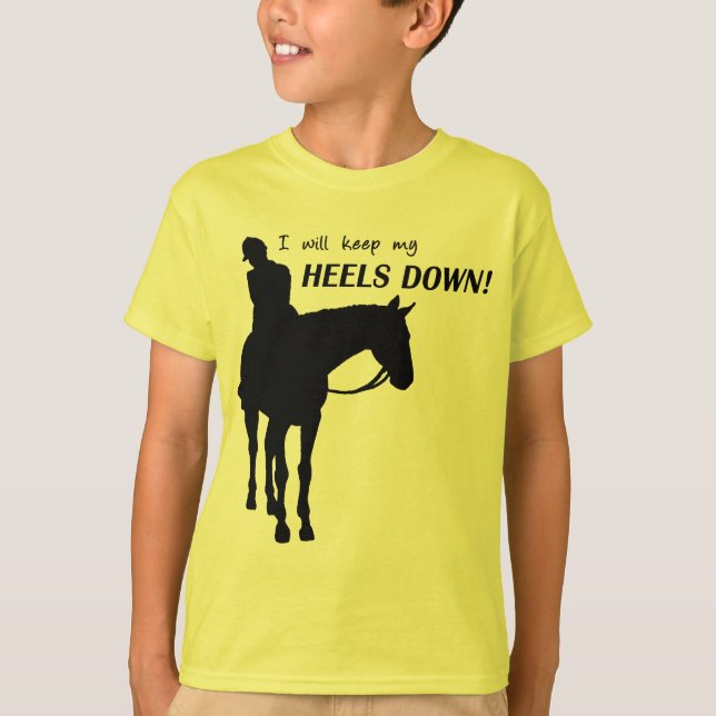 T-shirt de talons regard de côté vers le bas (Devant)