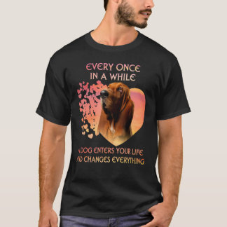 T-shirt De Temps En Temps, Un Hound Basset Entre Dans Vous