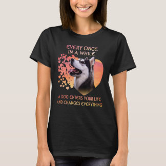 T-shirt De temps en temps, un husky sibérien vous entre