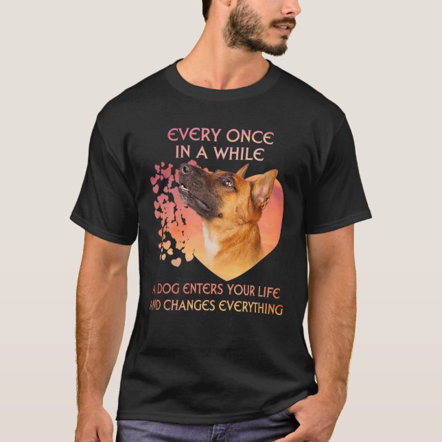 T-shirt De Temps En Temps, Un Malinois Belge Entre Chez Vo (Devant)