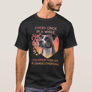 T-shirt De Temps En Temps Un Staffordshire Bull Terrier
