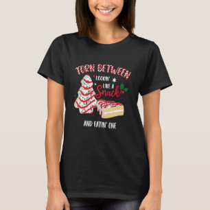 T-shirt Déchiré entre ressembler' à un encas et en manger'