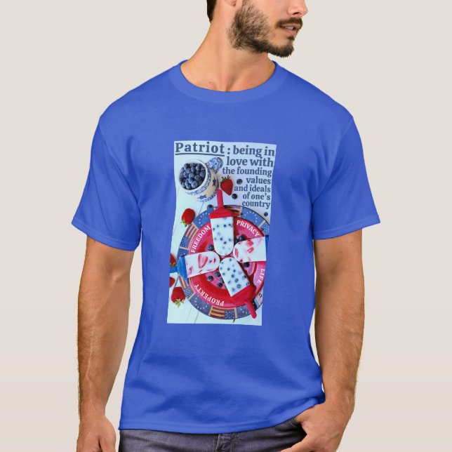 T-shirt défini par le patriote (sombre) (Devant)