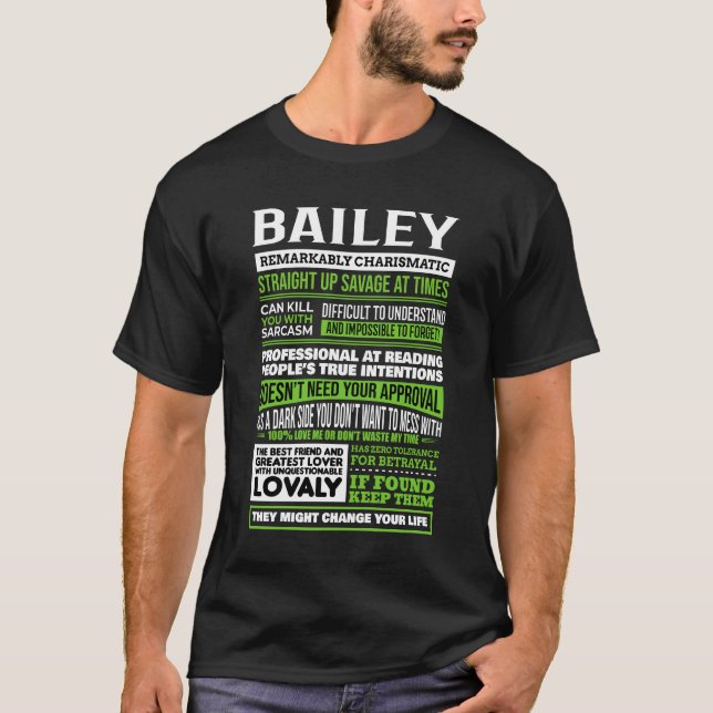T-shirt Définition du nom de la fille Bailey (Devant)