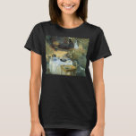 T-shirt Déjeuner de Claude Monet, impressionnisme Vintage<br><div class="desc">Le Luncheon (1876) de Claude Monet est un tableau vintage de la nature aux beaux-arts de l'impressionnisme qui présente un déjeuner pique-nique de printemps dans le jardin avec thé de l'après-midi. Un enfant joue tranquillement sur le sol avec des jouets. À propos de l'artiste : Claude Monet (1840-1926) est un...</div>