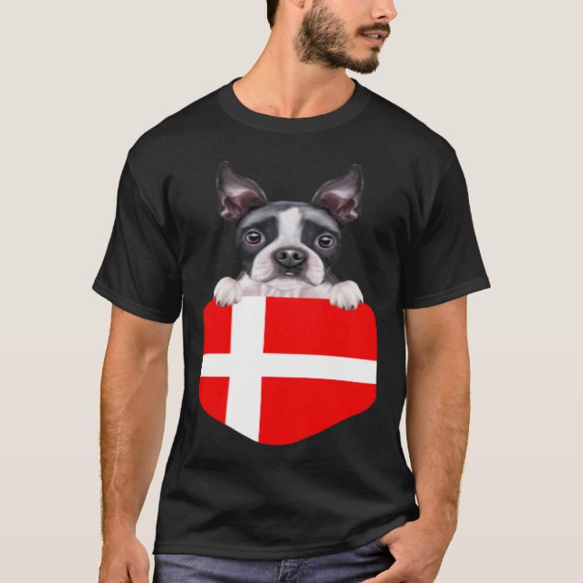 T-shirt Denmark Flag Boston Terrier Dog In Pocket (Devant)