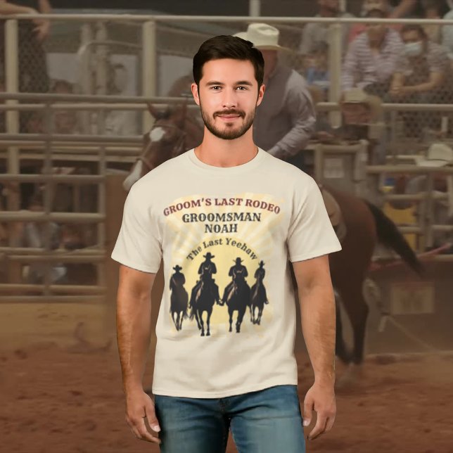T-shirt Dernier Rodeo Cowboys Sunset Groomsman Nom Bachelo (Last Rodeo Cowboys Sunset Groomsman Name Bachelor T-Shirt)