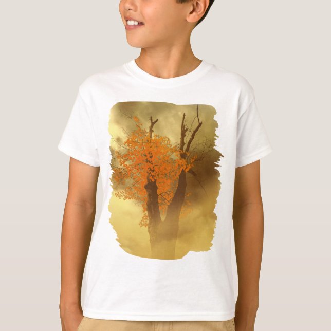 T-shirt Derniers Feuilles Jaunes Sur Branches Sombres (Devant)