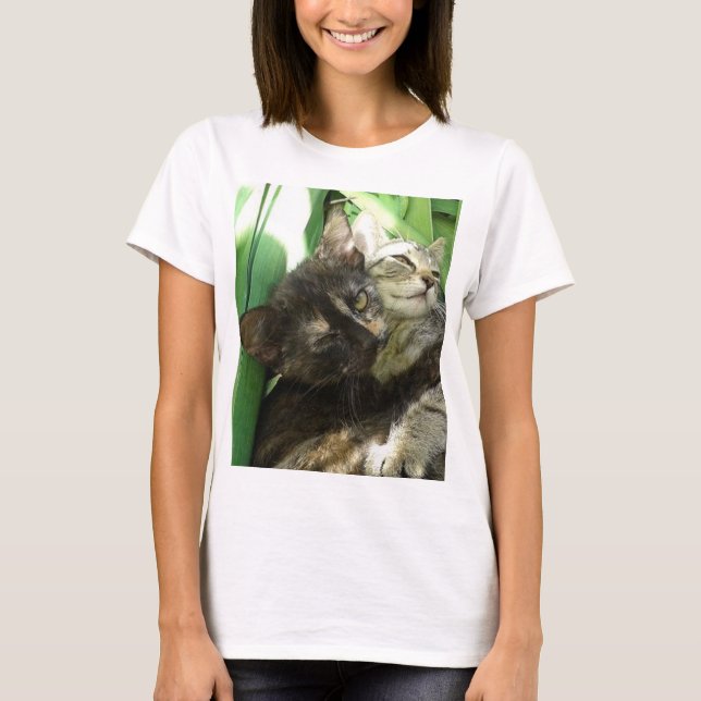 T-shirt Des chatons mignons (Devant)