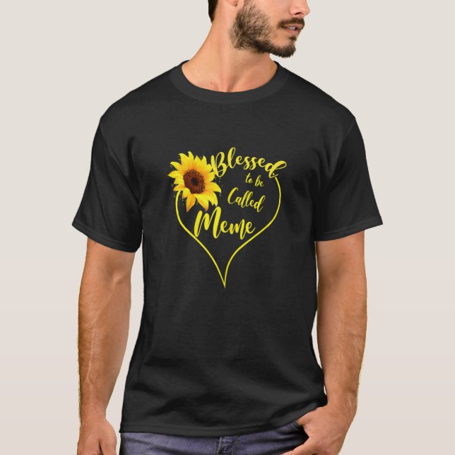 T-shirt Des Femmes Béni D'Être Appelé Mème Mème Mème Mème  (Devant)