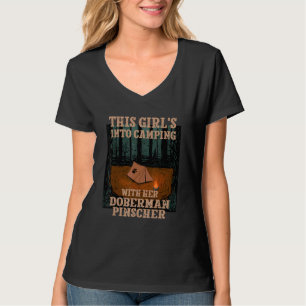 T-shirt Des Filles En Camping Avec Son Doberman Pinscher C