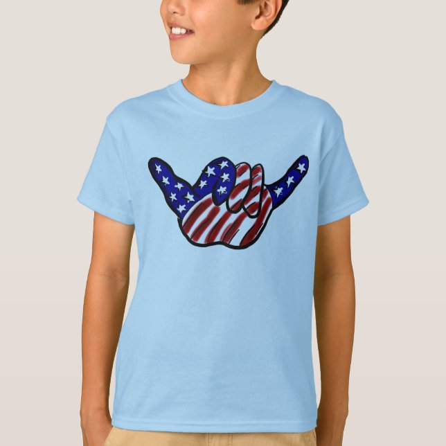 T-shirt Des garçons patriotiques pendent une chemise libre (Devant)