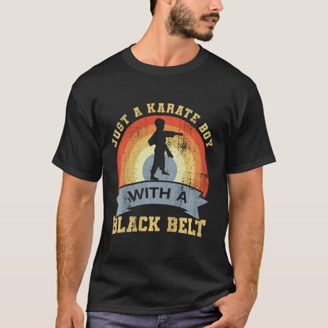 T-shirt Des gosses juste un garçon de karaté avec une cein (Devant)