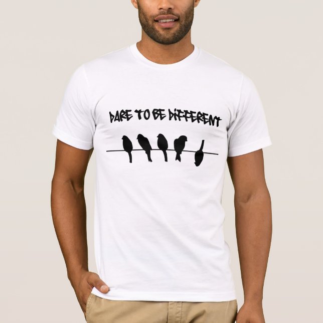 T-shirt Des oiseaux sur un fil - osez être différent (Devant)
