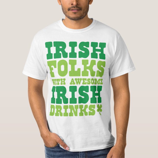 T-SHIRT DES PERSONNES IRLANDAISES AVEC DES BOISSONS IRLAND (Devant)