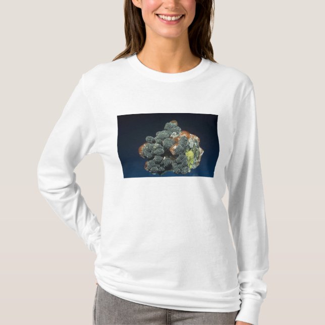 T-shirt Descloizite sur la calcite (Devant)