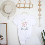 T-shirt Desert Cowgirl Country Club | Bachelorette<br><div class="desc">Les chemises de bachelorette parfaites pour toute votre fête de mariée ! Le moyen idéal pour votre équipage d'attirer toute l'attention partout où vous et vos filles allez ! Peut être customisé pour les demoiselles d'honneur, le marié, la mère de la mariée, etc. Idéal aussi pour les fêtes de célibataire...</div>