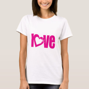 T-shirt dessus rose des textes de coeur de "amour"