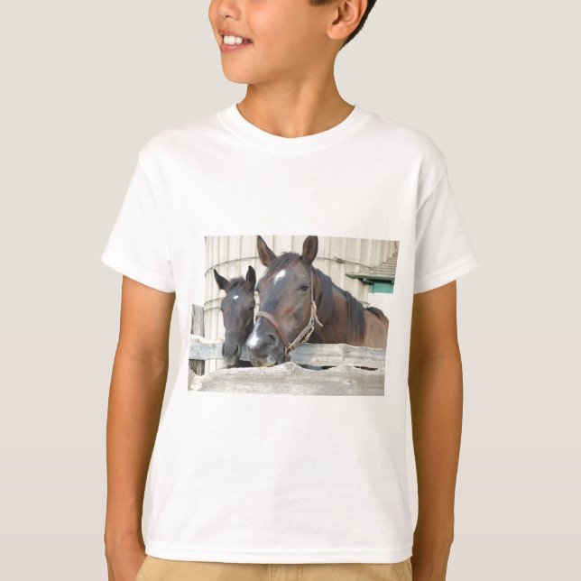 T-shirt Deux chevaux Chewin a Fence (Devant)