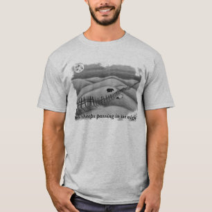 T-shirt Deux moutons passant pendant la nuit