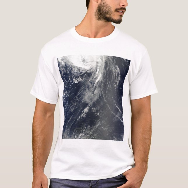 T-shirt Deux tempêtes puissantes couvrent l'océan Atlantiq (Devant)