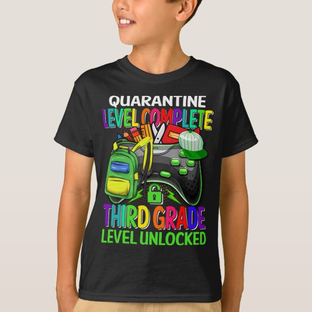 T-shirt déverrouillé de troisième classe (Devant)