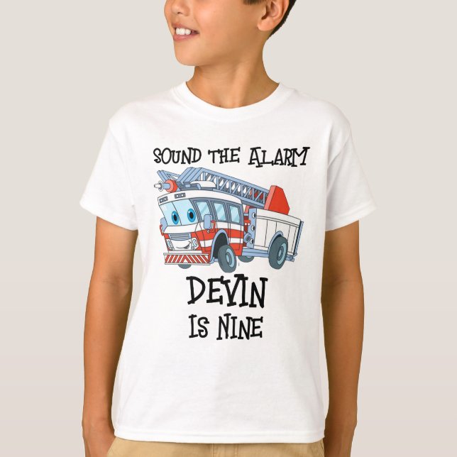 T-shirt Devin a neuf ans (Devant)