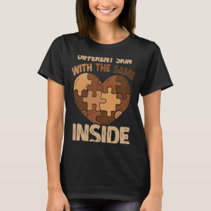 T-shirt Différent À L'Extérieur Mais Même Coeur À L'Intéri