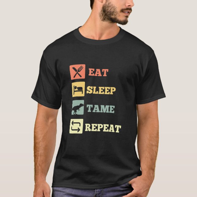 T-shirt Dinosaure Dinosaure Répéter Le Jeu Du Sommeil (Devant)