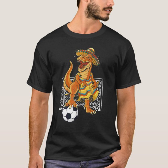 T-shirt Dinosaure mexicain de football Rex Dinosaur Footba (Devant)