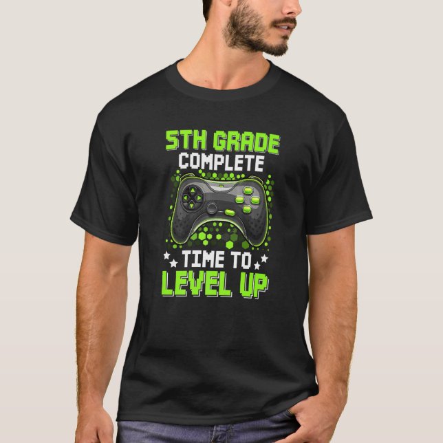 T-shirt Diplômé de 5e année en matière de jeu (Devant)